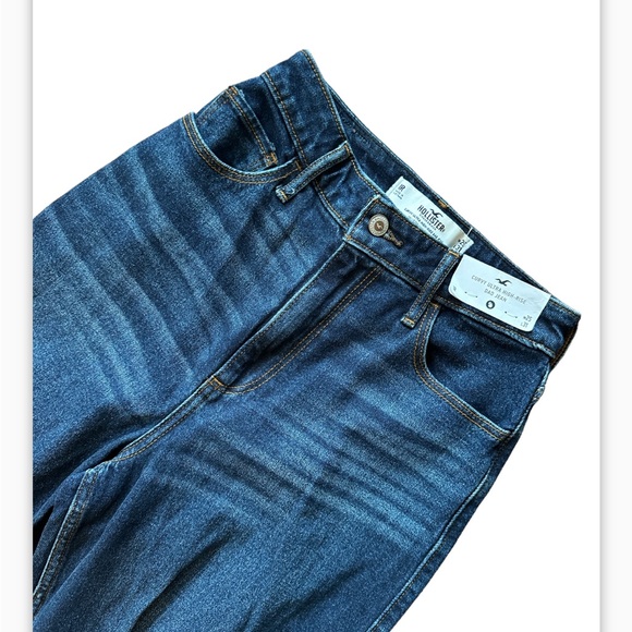 Hollister Women’s Curvy Ultra High-rise Dad jeans size 25/31 NWT - Picture 2 of 4